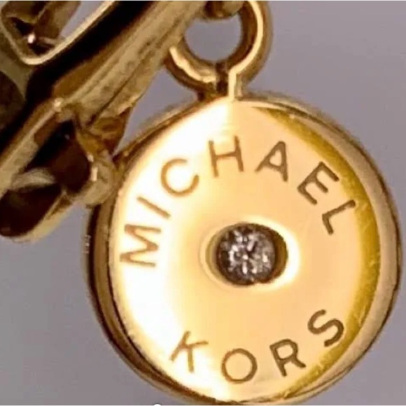 🚨Final Sale🚨 !! NIB Michael Kors Godtone Fringe Bib Necklace w/Crystals - Picture 3 of 6